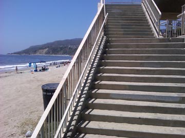 castellammare_beach_stairs