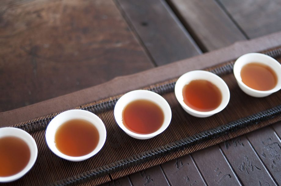 R(ed) G(reen) B(lue) - About Tea Colors - Californiateahouse.com